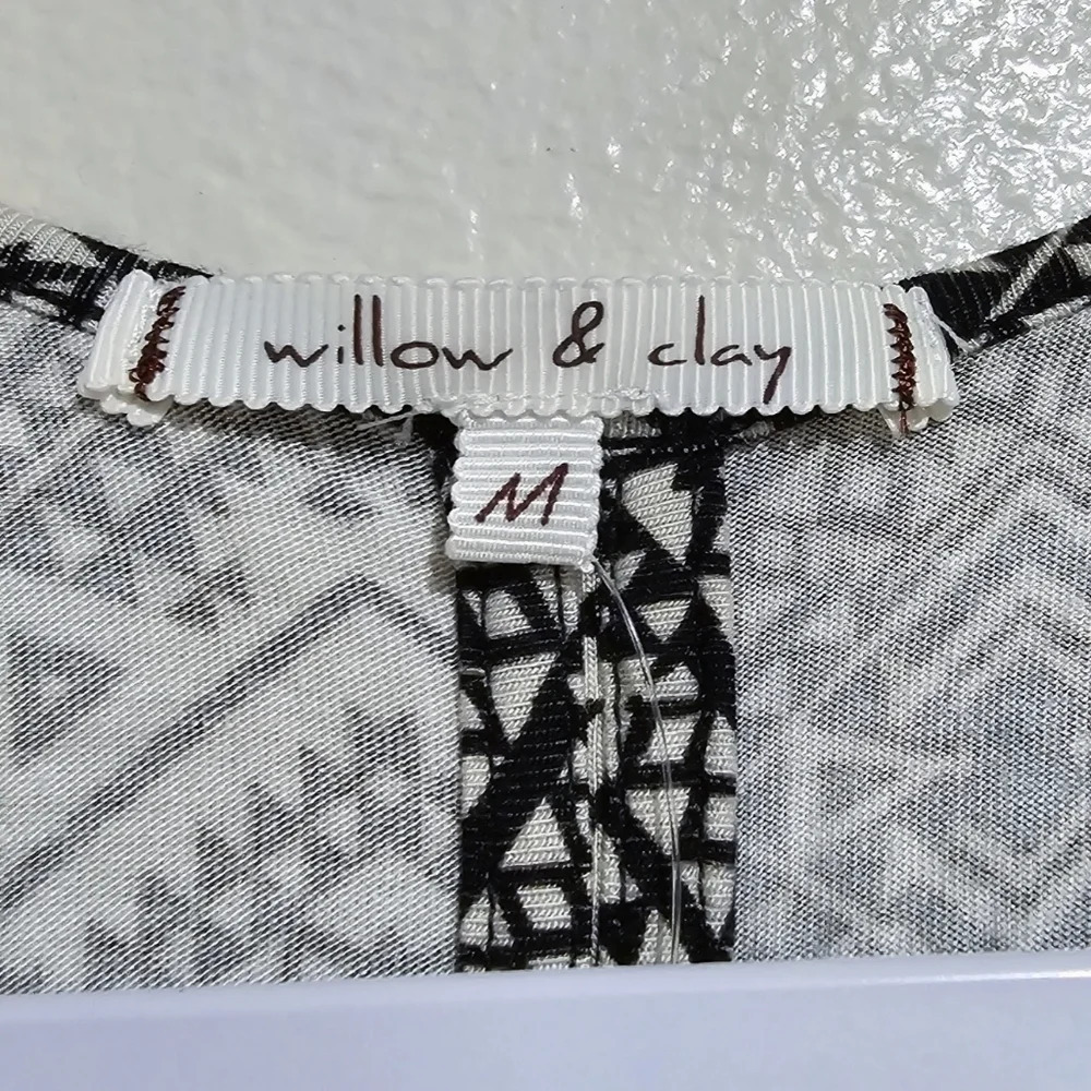 ✨️4/$20. NWT WILLOW & CLAY Sleeveless Aztec Print Open Back Blouse, M - Picture 10 of 12